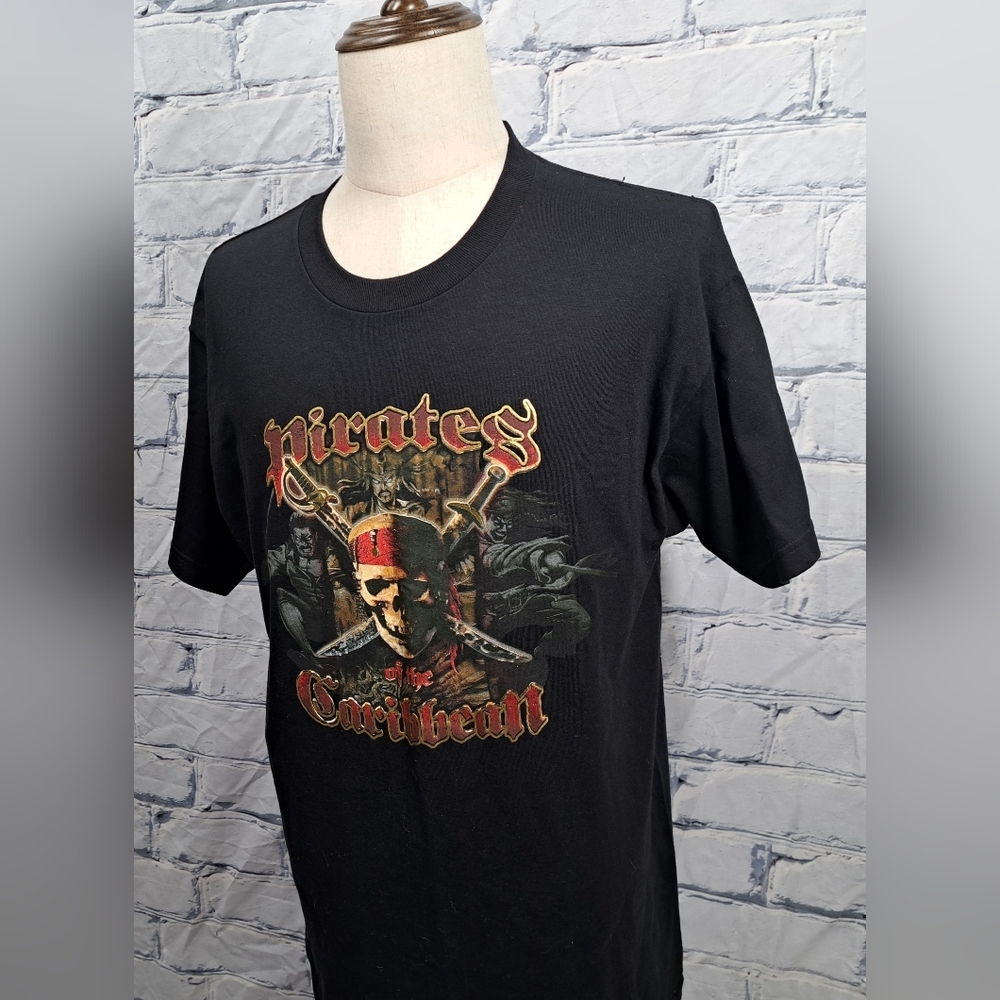 Vintage Disney Pirates of the Caribbean Men's T-Shirt Tee Y2K 90s size Large - Picture 1 of 10